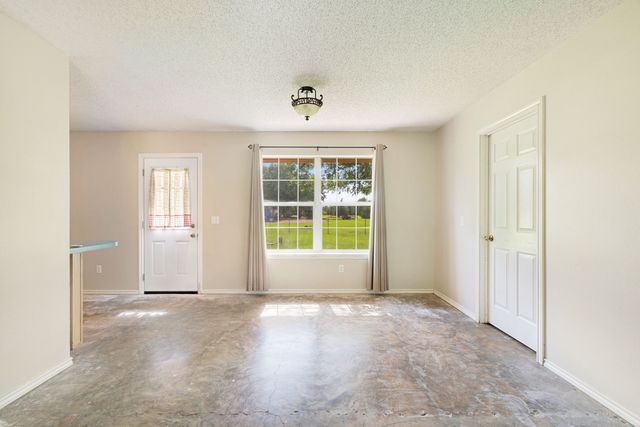 4405 County Road 42600, Paris, TX 75462