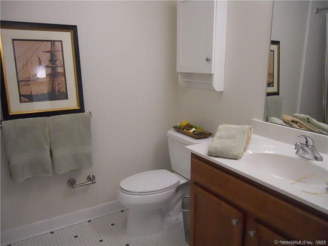 1 Birch Drive G1, Stamford, CT 06902