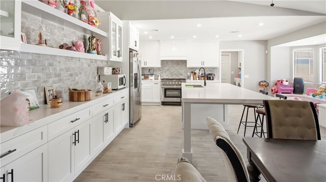 8755 Lassen Ave, Hesperia, CA 92345