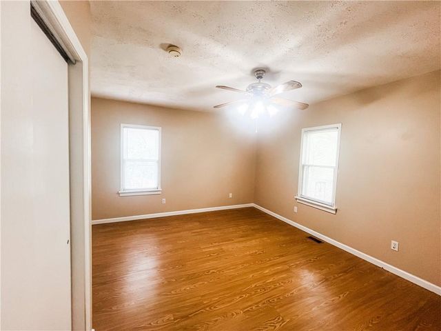 628 S Clay Street, Nevada, MO 64772