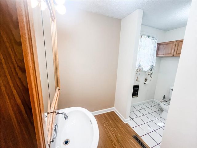 628 S Clay Street, Nevada, MO 64772