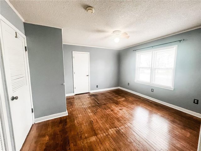 628 S Clay Street, Nevada, MO 64772