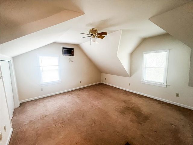 628 S Clay Street, Nevada, MO 64772