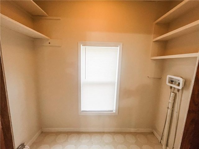 628 S Clay Street, Nevada, MO 64772