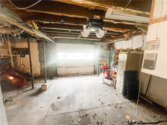 628 S Clay Street, Nevada, MO 64772