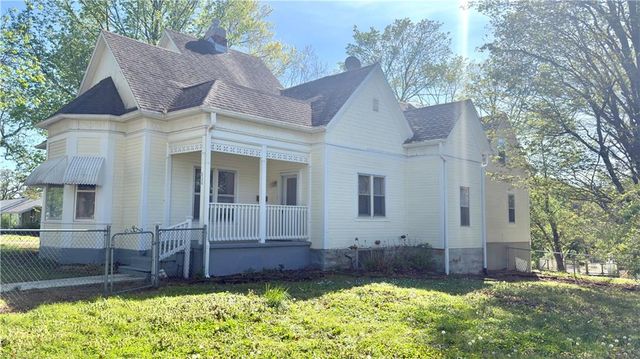 628 S Clay Street, Nevada, MO 64772
