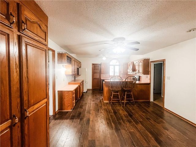 628 S Clay Street, Nevada, MO 64772