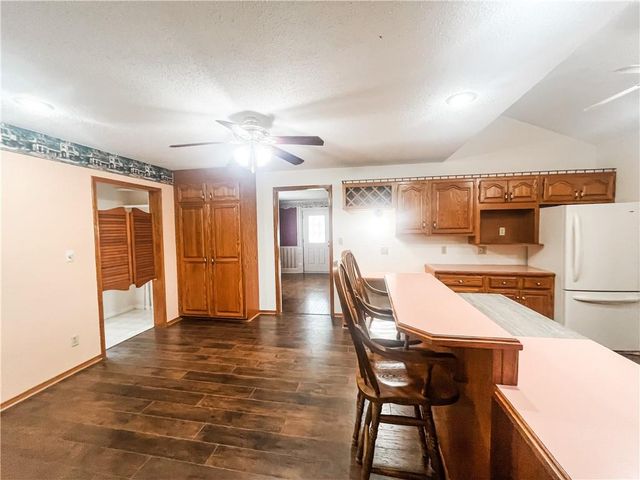 628 S Clay Street, Nevada, MO 64772