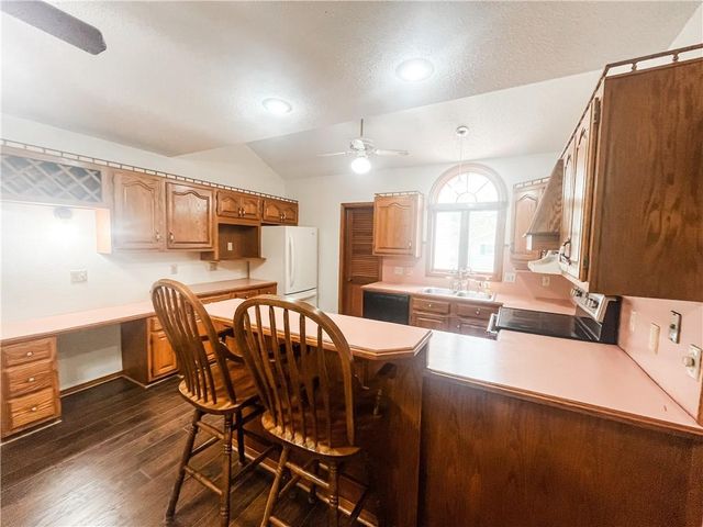 628 S Clay Street, Nevada, MO 64772