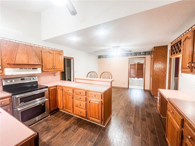 628 S Clay Street, Nevada, MO 64772