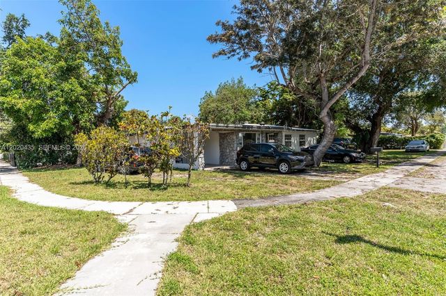13075 NW 16th Ave, North Miami, FL 33167