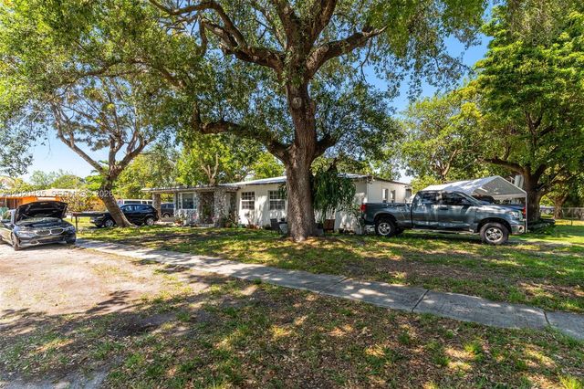 13075 NW 16th Ave, North Miami, FL 33167