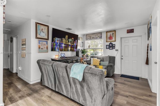 13075 NW 16th Ave, North Miami, FL 33167