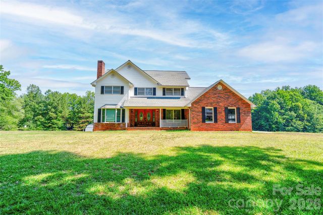 3010 Eaker Drive, Cherryville, NC 28021