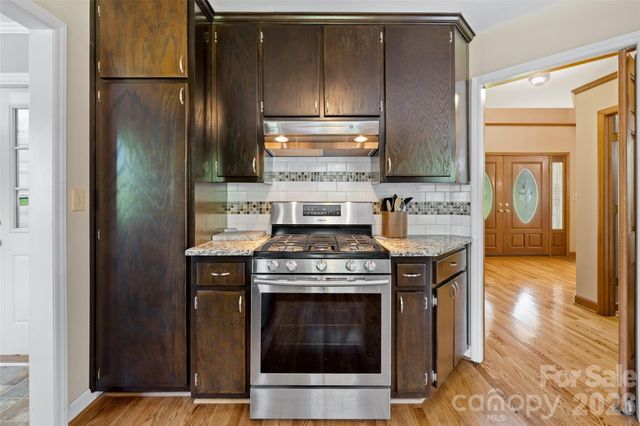 3010 Eaker Drive, Cherryville, NC 28021