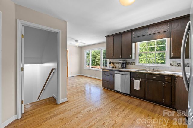 3010 Eaker Drive, Cherryville, NC 28021