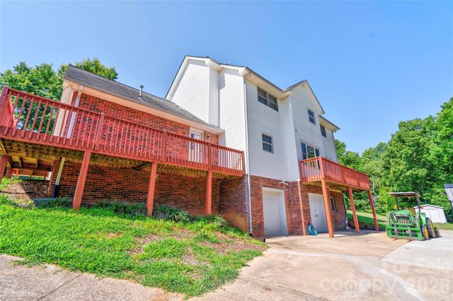 3010 Eaker Drive, Cherryville, NC 28021