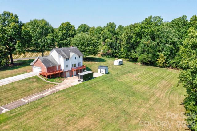 3010 Eaker Drive, Cherryville, NC 28021