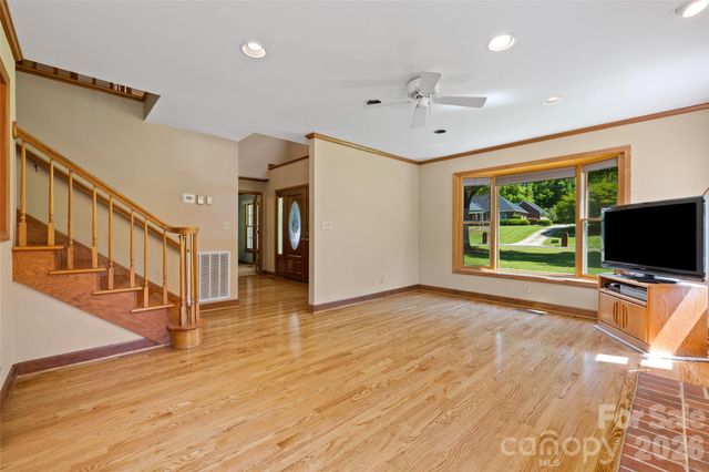 3010 Eaker Drive, Cherryville, NC 28021