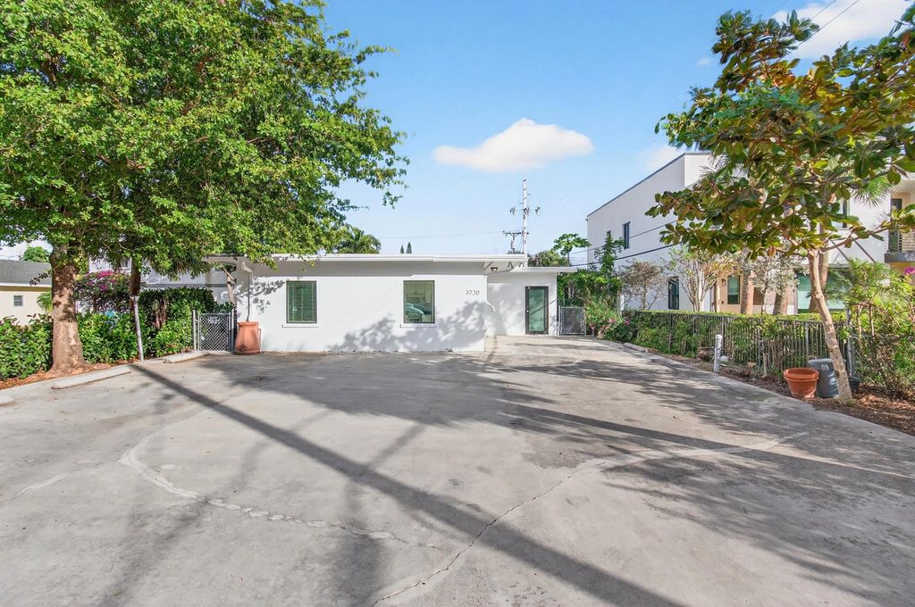 3720 Morton Avenue 2, West Palm Beach, FL 33405