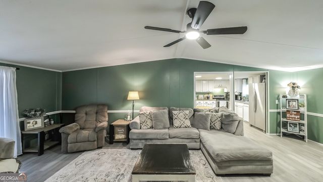 6 Cherokee Circle, Buchanan, GA 30113