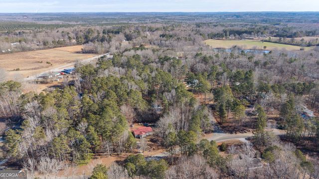 6 Cherokee Circle, Buchanan, GA 30113