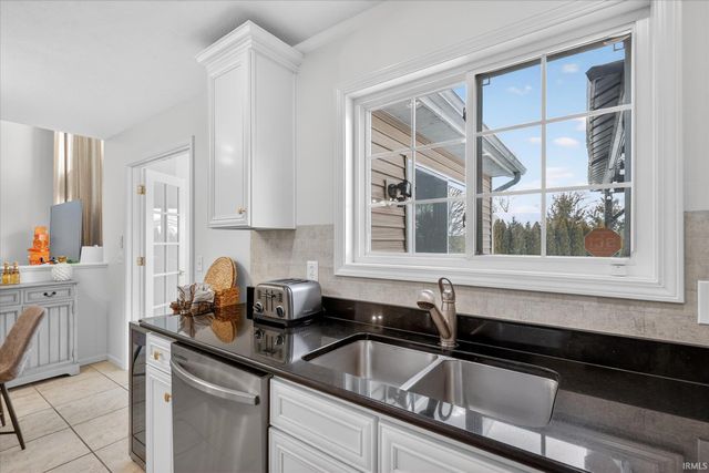 54855 Springfield Trace Drive, Osceola, IN 46561