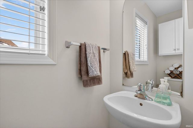 54855 Springfield Trace Drive, Osceola, IN 46561