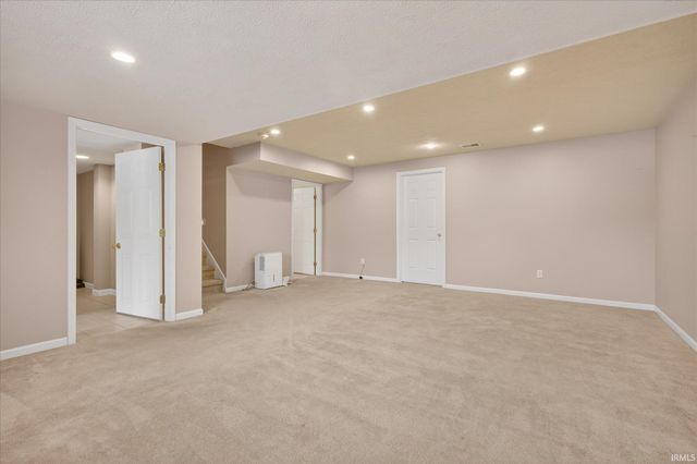 54855 Springfield Trace Drive, Osceola, IN 46561