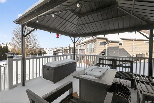 54855 Springfield Trace Drive, Osceola, IN 46561