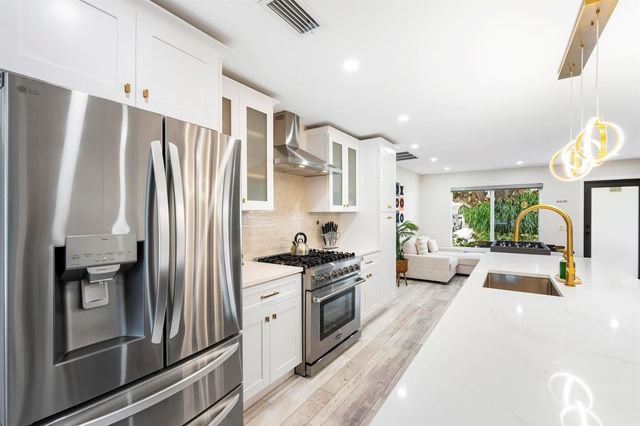 8416 Pine Tree Lane, Lake Clarke Shores, FL 33406