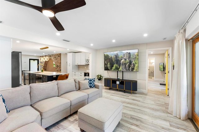 8416 Pine Tree Lane, Lake Clarke Shores, FL 33406
