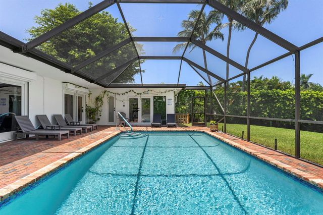 8416 Pine Tree Lane, Lake Clarke Shores, FL 33406