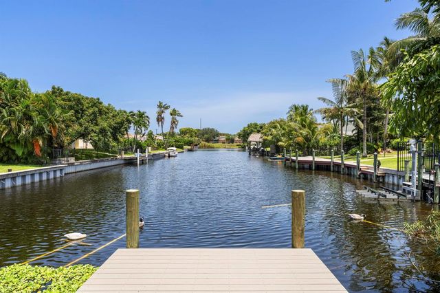 8416 Pine Tree Lane, Lake Clarke Shores, FL 33406