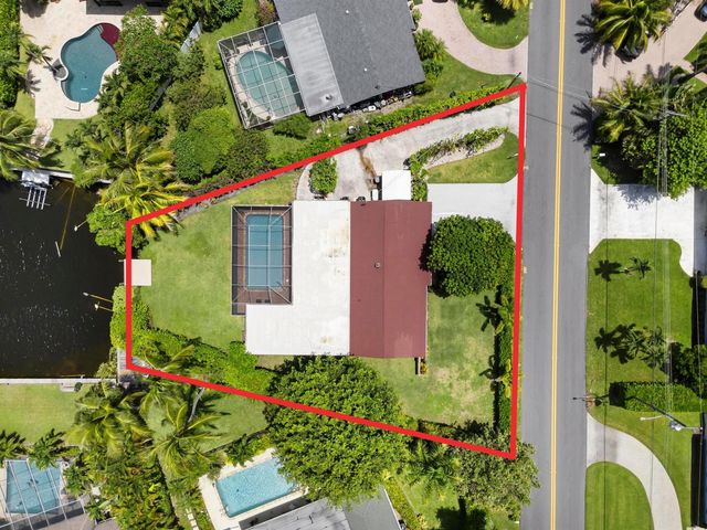 8416 Pine Tree Lane, Lake Clarke Shores, FL 33406