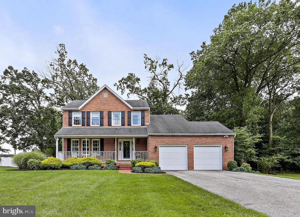 2111 STONEWALL RD, Baltimore, MD 21228