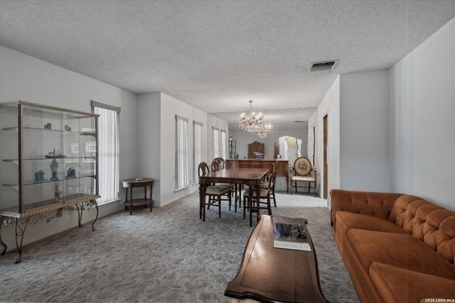 4315 Fondren, San Antonio, TX 78217