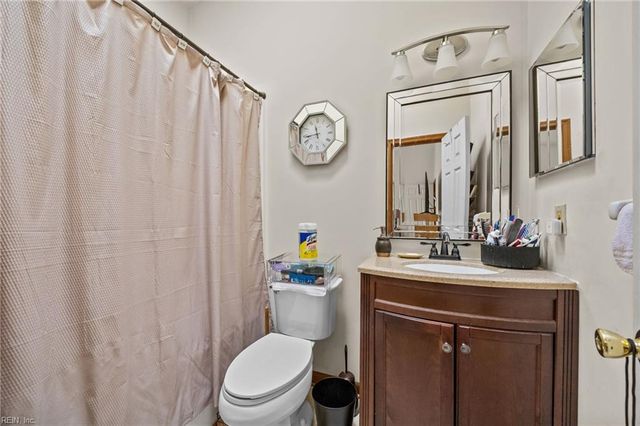 4237 Minnard CT, Virginia Beach, VA 23462