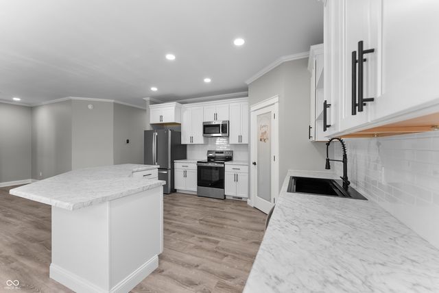 721 W Cross Street, Brownstown, IN 47220