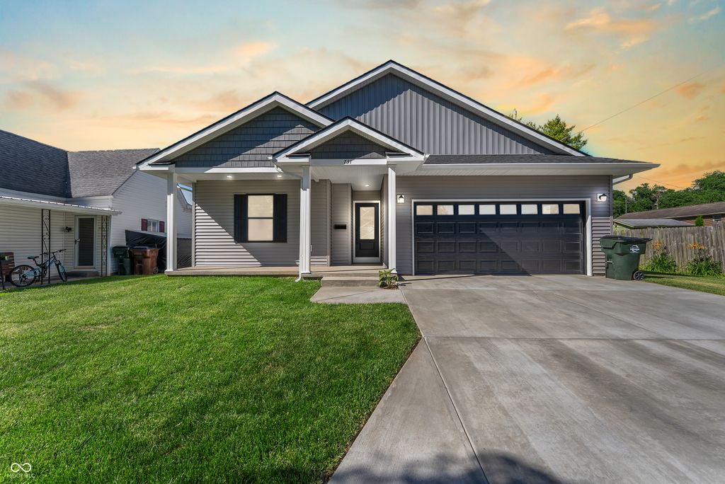 721 W Cross Street, Brownstown, IN 47220