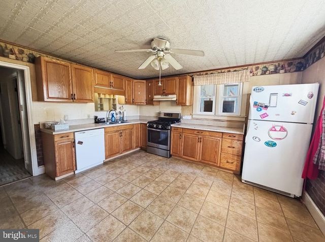 498 MAIN ST, Little Creek, DE 19961