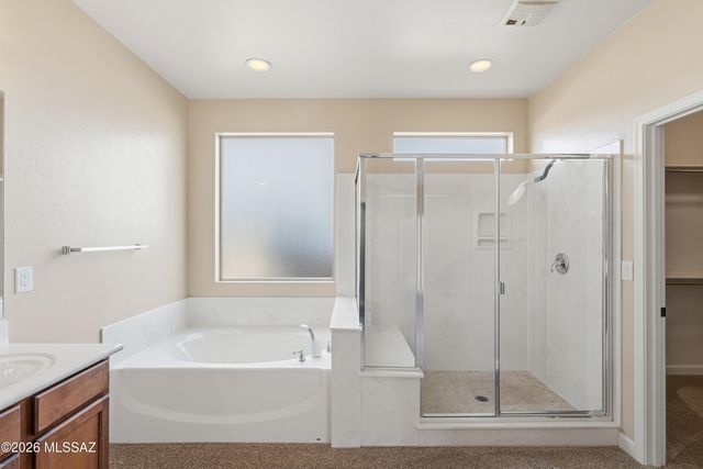 600 N Alexis Loop, Green Valley, AZ 85614