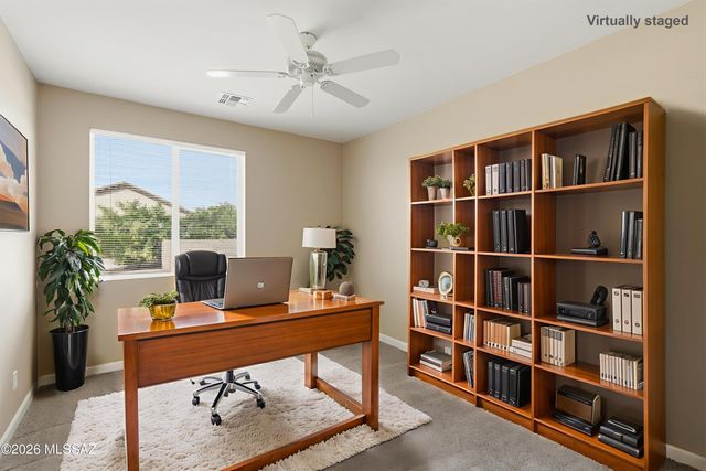 600 N Alexis Loop, Green Valley, AZ 85614