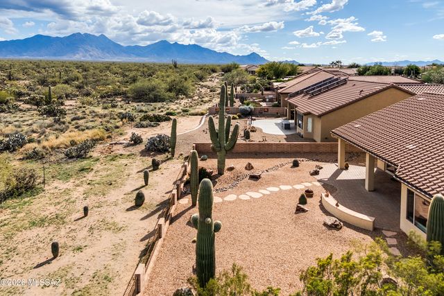 600 N Alexis Loop, Green Valley, AZ 85614