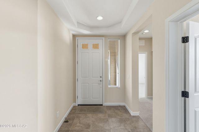 600 N Alexis Loop, Green Valley, AZ 85614