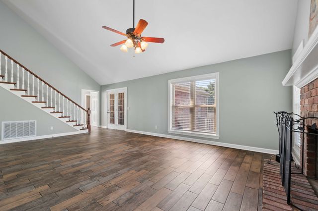 707 Bradford Pl, Murfreesboro, TN 37130