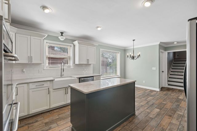 707 Bradford Pl, Murfreesboro, TN 37130