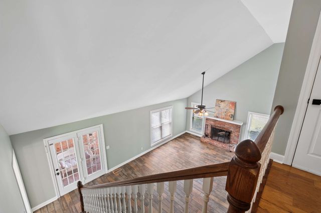 707 Bradford Pl, Murfreesboro, TN 37130