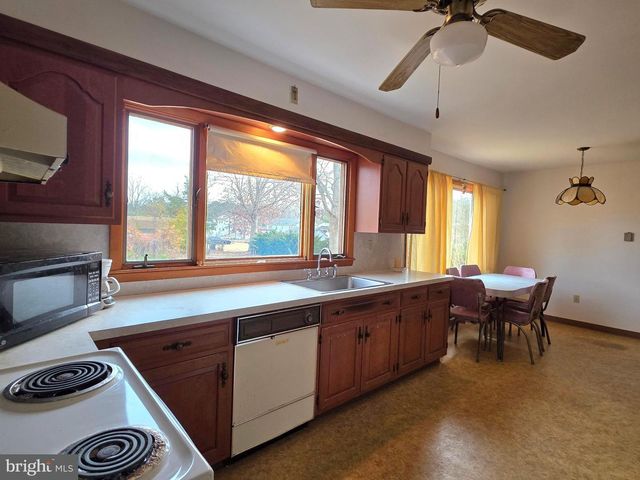 305 COURT BLVD, Millville, NJ 08332