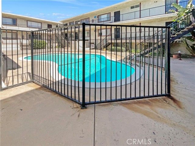 8800 Cedros Avenue 209, Panorama City (los Angeles), CA 91402